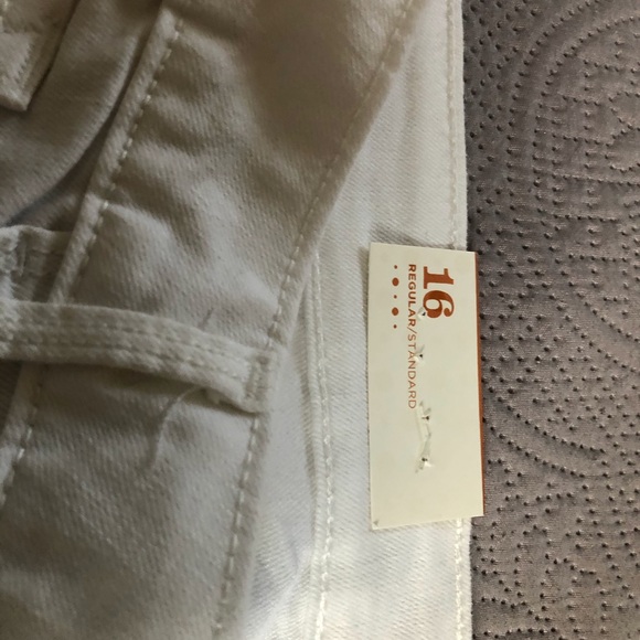 White pants - Picture 2 of 3